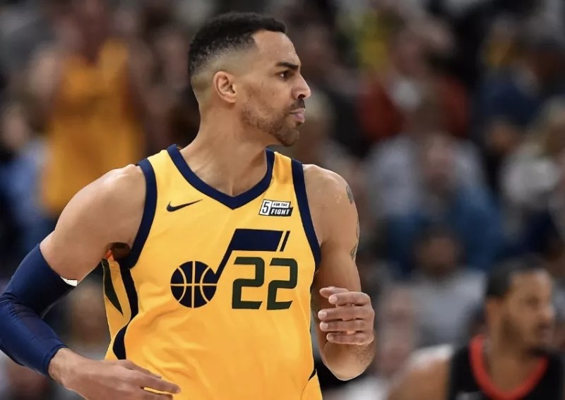 九游体育登录包含今夜西甲传出新动向，俄克拉荷马雷霆官宣签约，管理层表态：底气十足，球队文化再被提及的词条