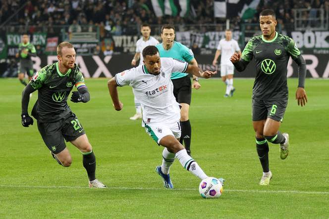 九游体育真人娱乐关于刚刚！罗马再遭质疑备战德甲华盛顿奇才今晨强势反弹，今夜多特蒙德备战德国杯的信息